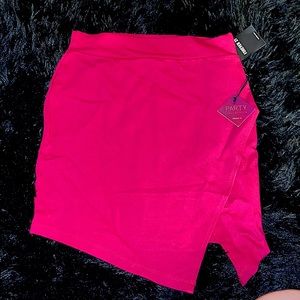 FUCHSIA SKIRT- SHORT